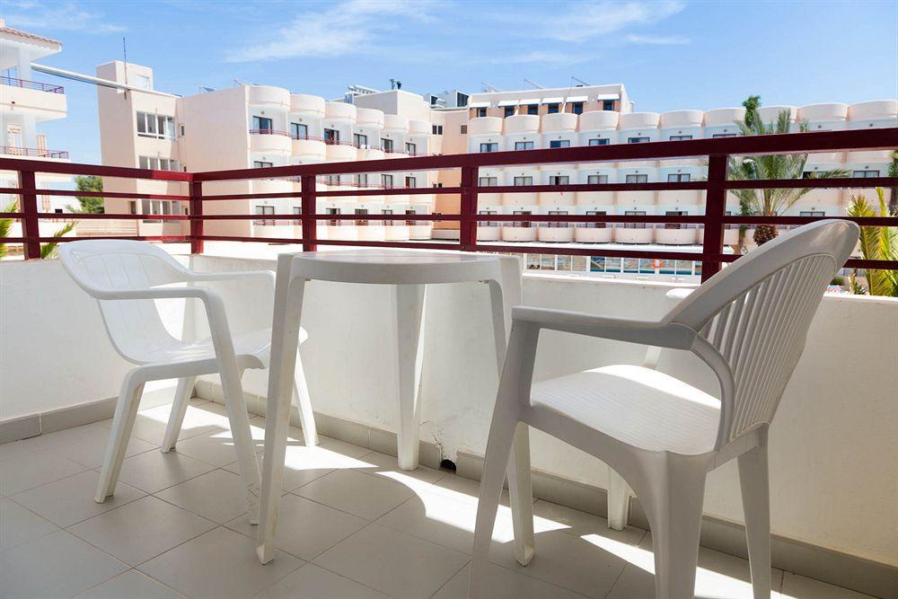 Coral Star Hotel San Antonio  Ngoại thất bức ảnh