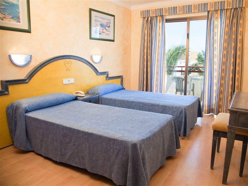 Coral Star Hotel San Antonio  Ngoại thất bức ảnh
